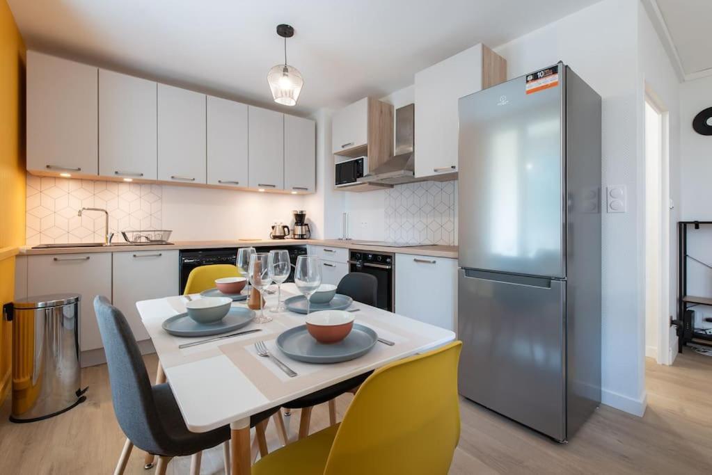 Appartement Renove Pour 6 Avec Parking Villeurbanne Exterior photo